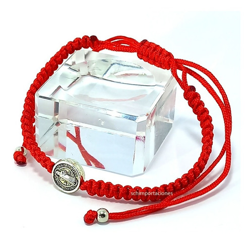 Pulsera San Benito - Hilo Rojo Ajustable + Consagrada + M2