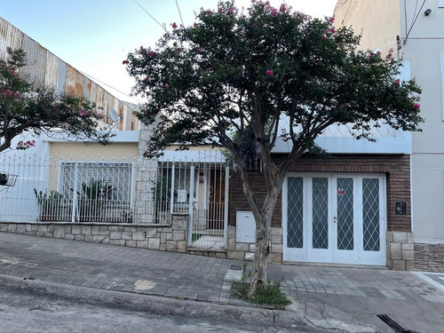 Casa 4 Dormitorios B°providencia Apta Credito