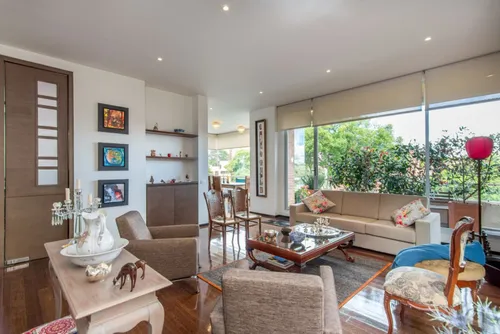 Apartamento En Venta En El Chicó. Cod V2645