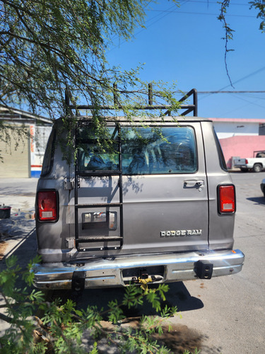 Dodge Ram Wagon 3p Maxi Wagon 3500 15 Pasajeros V8 Mt