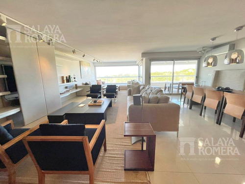 Imagen 7 de 28 de Venta - Apartamento De Categoria , Primera Linea Brava Sap4325120.