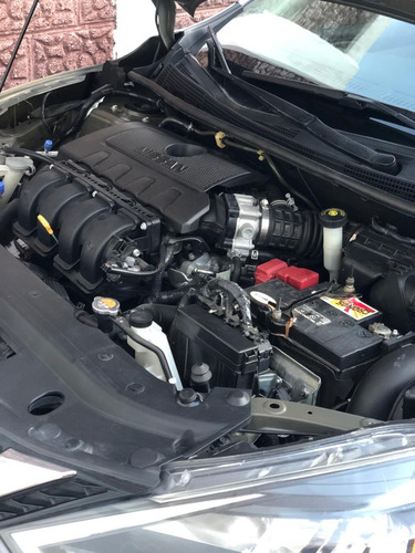 Nissan Sentra 1.8 Advance Mt
