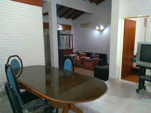 Imagen 4 de 12 de Casa En Venta En Robles Del Monarca, Pilar