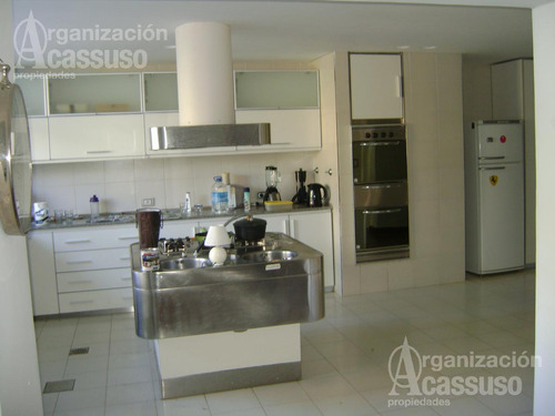 Casa En Venta - Martínez - Av. Libertador Al Río