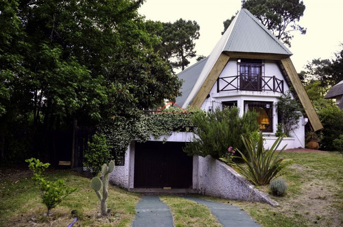 Casa En San Rafael, 3 Dormitorios - Ref: 4050