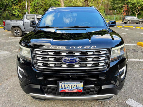 Imagen 2 de 10 de Ford Explorer Limited