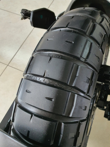 Imagen 7 de 15 de Husqvarna Svartpilen 401
