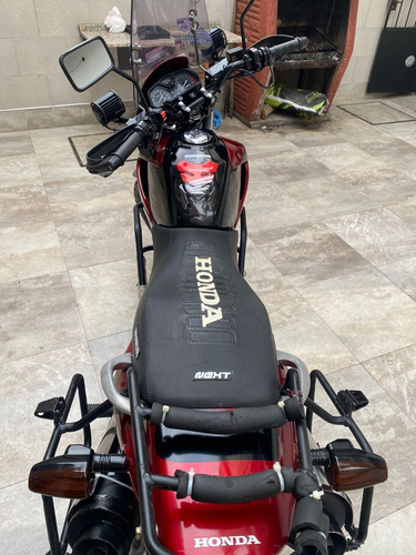 Imagen 3 de 9 de Honda Falcon Nx 400 2013