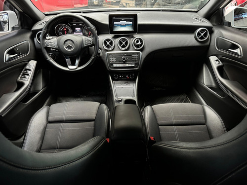 Mercedes-Benz Clase A 1.6 A200 Urban 156cv