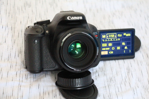 Canon T3i + 50mm 1.8 + Caixa Com Acessorios