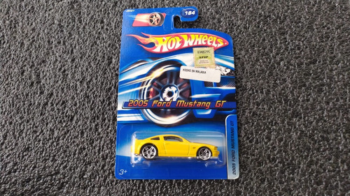 Auto Hot Wheels - 2005 Ford Mustang Gt