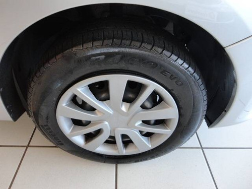 Imagem 2 de 7 de Renault Sandero 1.0 Expression 16v Flex 4p Manual