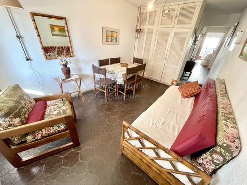 Imagen 3 de 11 de Venta Apartamento 1 Dormitorio Playa Mansa