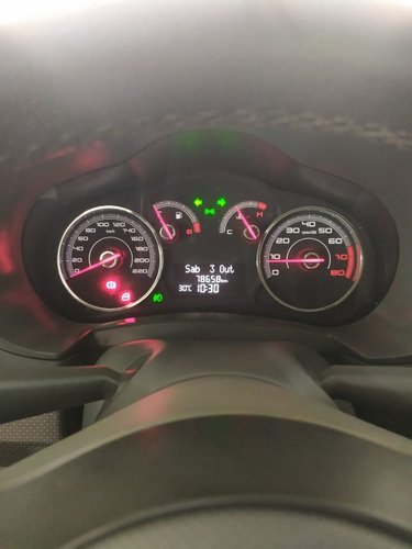 Fiat Palio Essence 1.6 Flex 2014