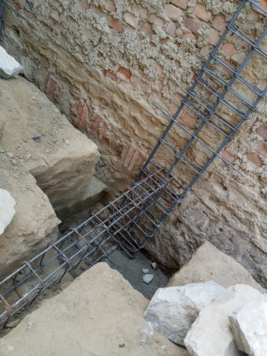 Maestro Albañil, Constructor Naranjito.