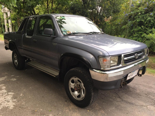 Toyota Hilux 2.8 D/cab 4x4 D Dlx