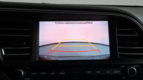 Hyundai Elantra 2.0 LIMITED TECH NAVI AUTO