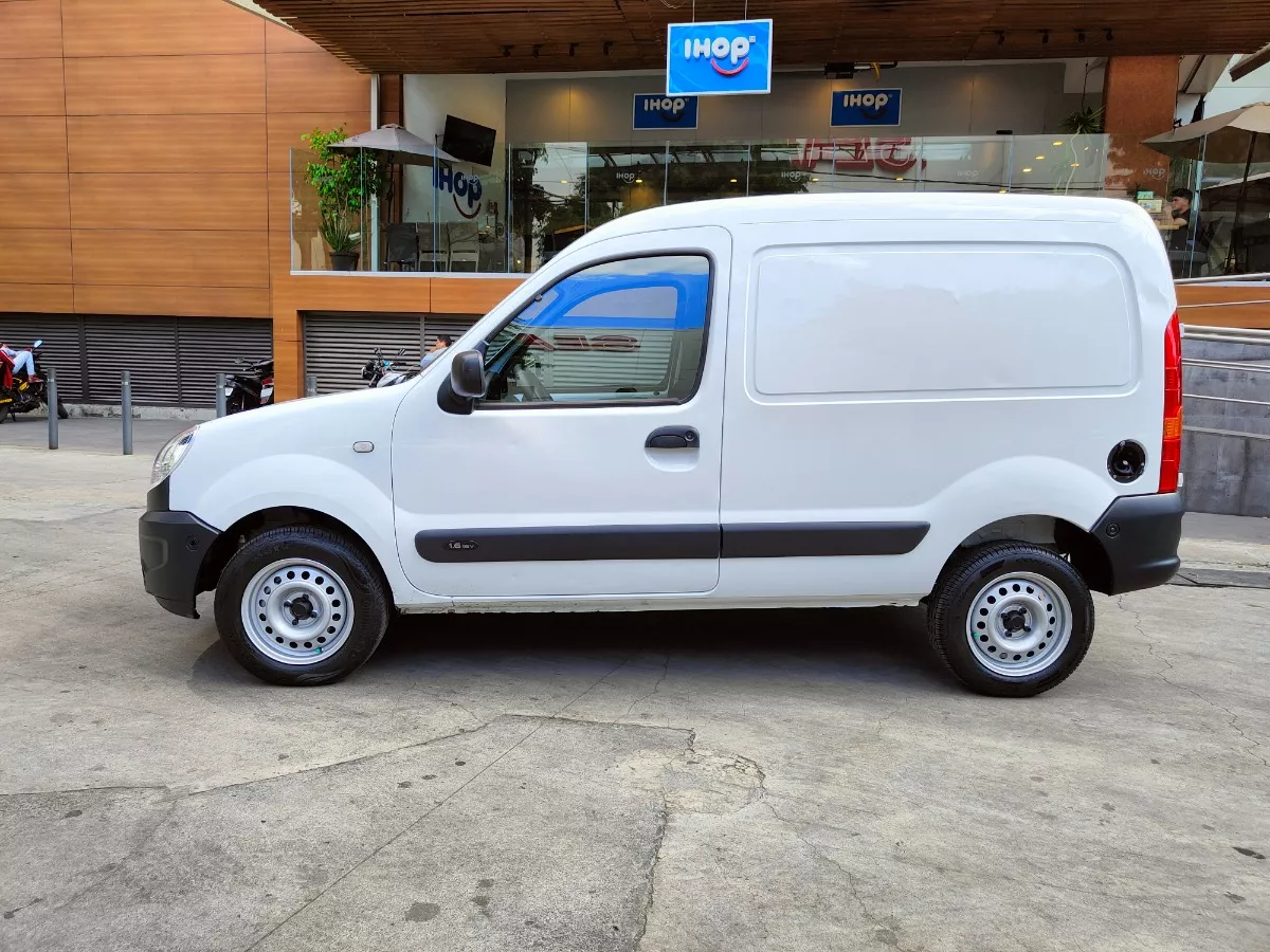 Renault Kangoo 1.6 Aa Mt