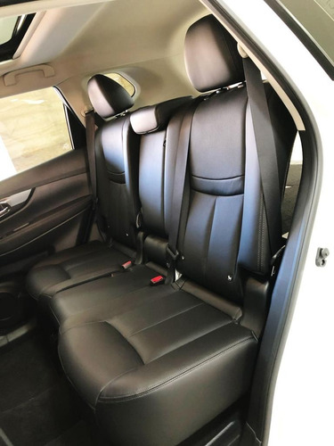 Imagen 11 de 15 de Nissan X-trail Exclusive 2 Row