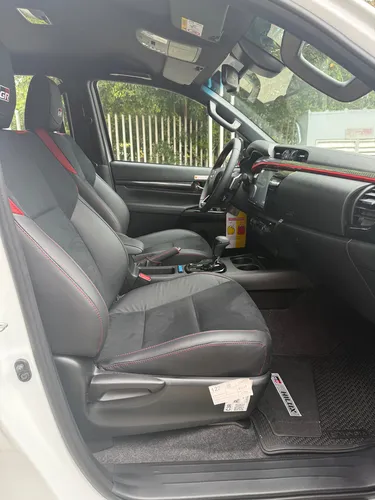 Toyota Hilux 2.8 Gr-S