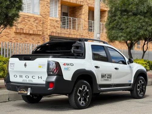 Renault Duster Oroch 1.3 Intens 4X4 Outsider