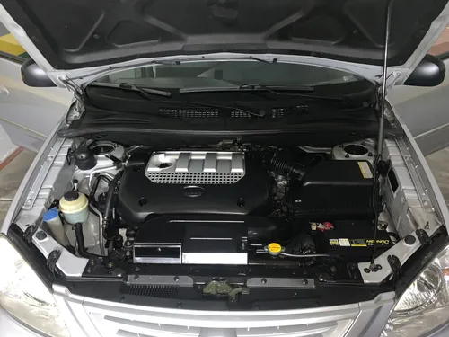 Kia Carens 2.0 Lx 7 Cool