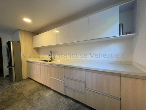 Imagen 8 de 14 de Town House En Venta En La Lagunita Country Club