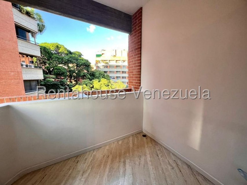 Apartamento ( Amoblado / Remodelado ) Alquiler Campo Alegre Mls - 25-17129