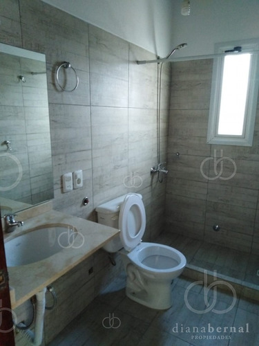 Imagen 15 de 20 de Punta Del Este, Apartamento En Pinares Con Estufa Y Parrillero Propio.- Ref: 54557