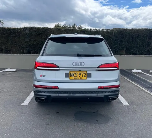 Audi Q7 Quattro Sline / Mhev