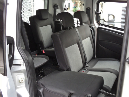 Fiat Doblo 2014 7 Asientos Tope De Gama Con Equipo De Gnc !!