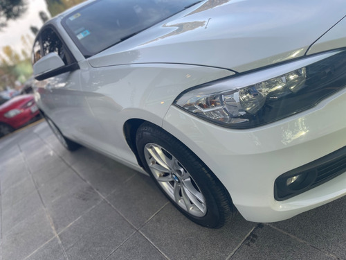 Imagen 8 de 15 de Gd Motors Bmw 120i Active 5 P. Año 2016