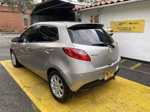 Mazda 2 1.5 15hm8 2010