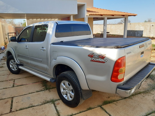 Toyota Hilux 4x4 2011