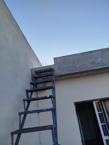 Casa En Venta - 2 Dormitorios 3 Baños - Cochera - 143mts2 - Villa Ballester