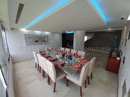 Ana Torres. Apartamento En Venta 24-283 En Lomas Del Mirador