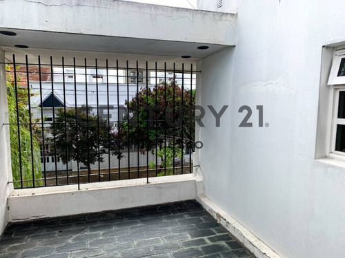 Imagen 20 de 22 de 18 Entre 40 Y 41, La Plata. Casa De 4 Dormitorios En Venta.