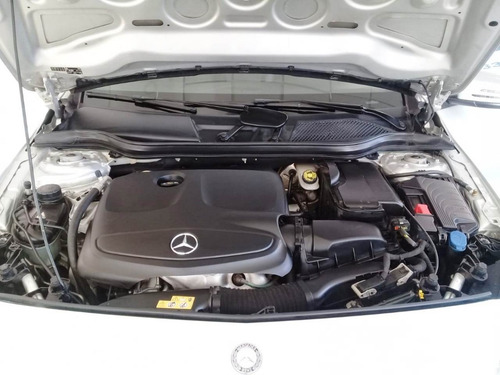 Mercedes Benz Clase A A200 Urban 1.6 At 5p 2017 U/m 70.000km