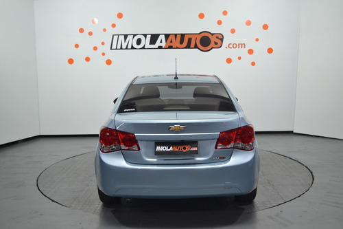 Imagen 4 de 12 de Chevrolet Cruze 1.8 Lt 4p Mt 2012-imolaautos