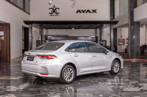 Toyota Corolla Xei Hybrid 2025 Gris Plata 0km