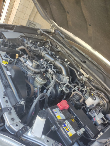 Toyota Hilux 2.7 Srv Cab. Dupla 4x2 Flex Aut. 4p