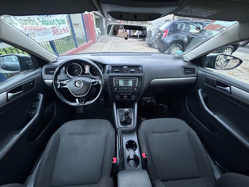 Volkswagen Vento 2.0 Advance 115cv