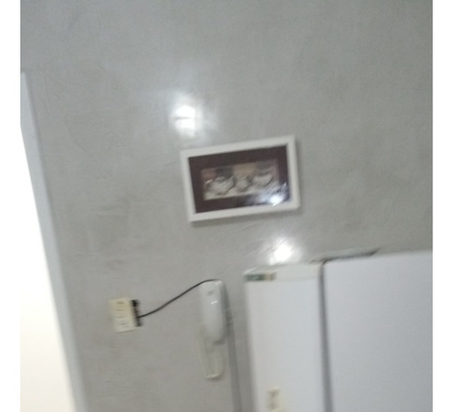 Apartamento De 1 Dormitório. Prédio Com Elevadores. No Centro Do Bairro!!