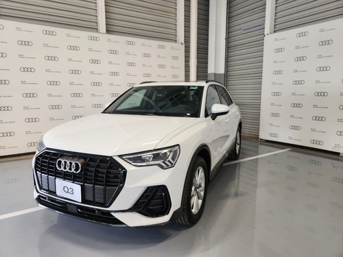 Audi Q3 S Line