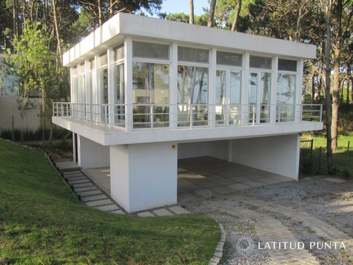 Imagen 13 de 20 de Moderna Casa En Montoya, 2 Dormitorios