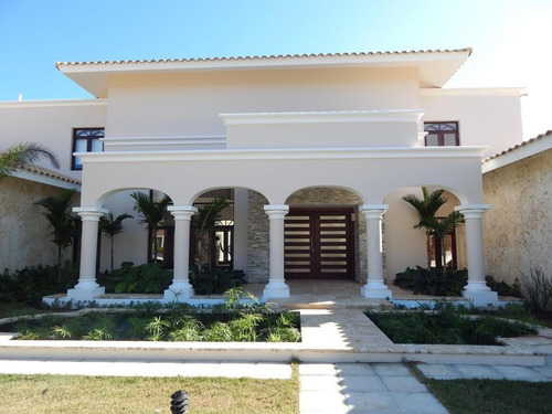 Imagen 7 de 14 de Villa En Venta En Punta Cana, 5hab, Vista Al Campo De Golf