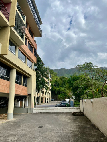 Soloclientes: Apartamento Equipado En Venta En Mañongo, Residencias Santa Teresita - At