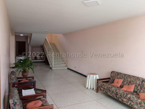 Jl/ ¡el Espacio Perfecto Para Tu Hogar! Casa En Venta Centro-este. Barquisimeto Lara, Venezuela/ José López/ # 23-16935