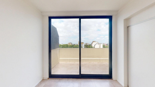 Venta Departamento 3 Ambientes En Velez Sarsfield, Al Frente, 100m2