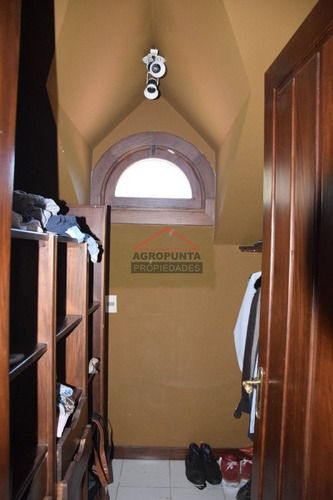 Casa En , 4 Dormitorios *- Ref: 4776